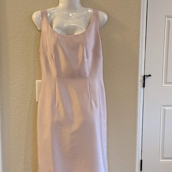 Beautiful Classic Mother of the Bride Dress - Picture 3 of 14